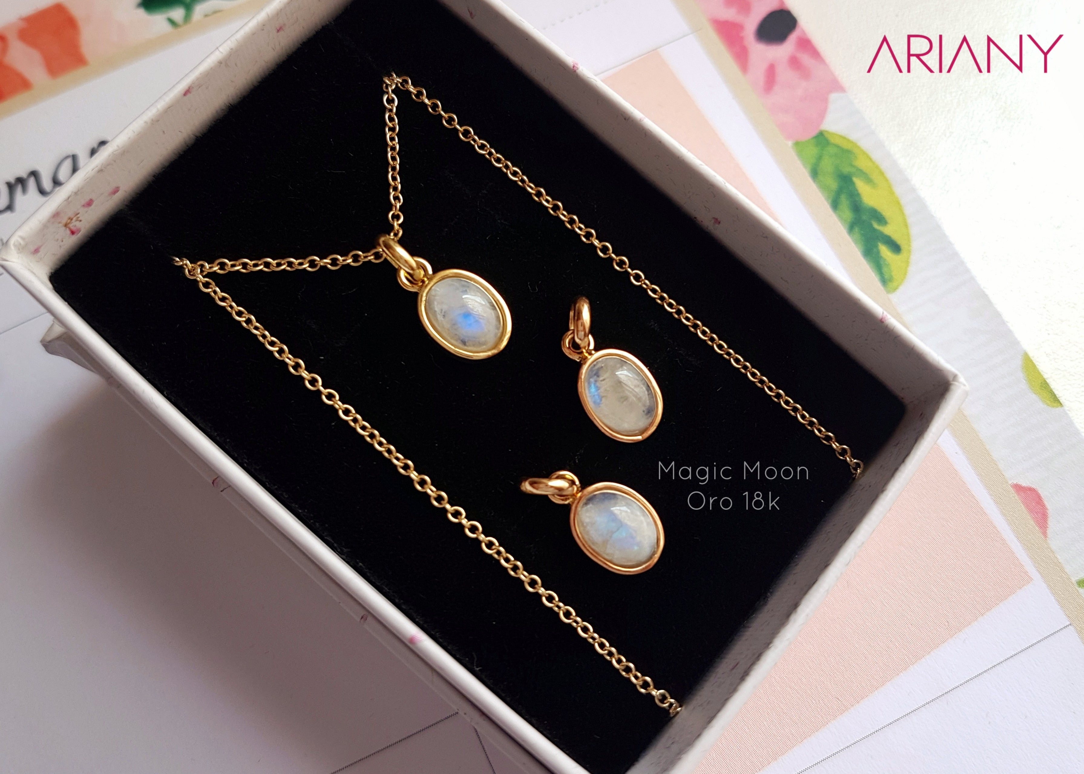 Dije Piedra Luna - Oro 18k