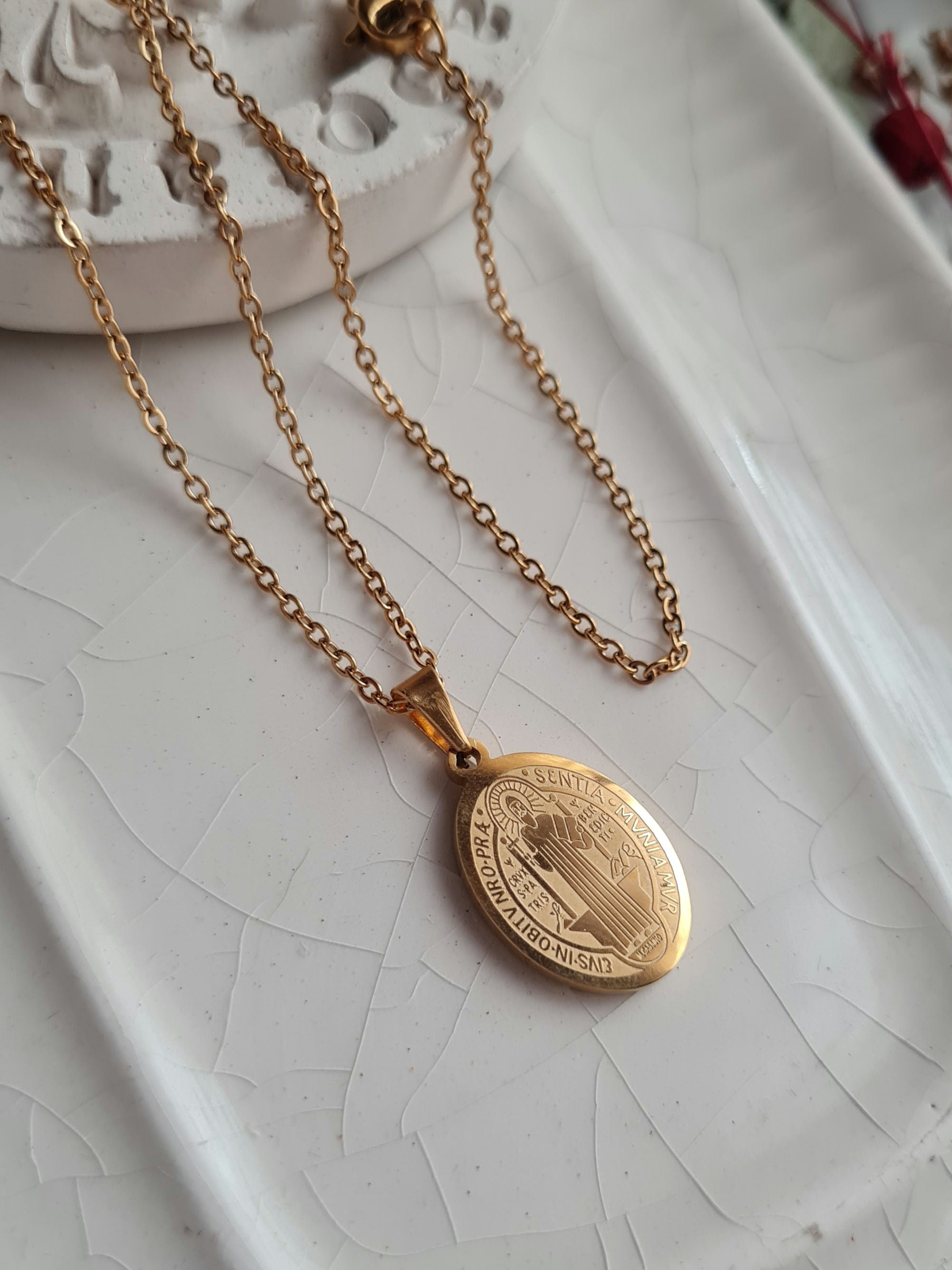 Cadena San Benito Oval - Golden