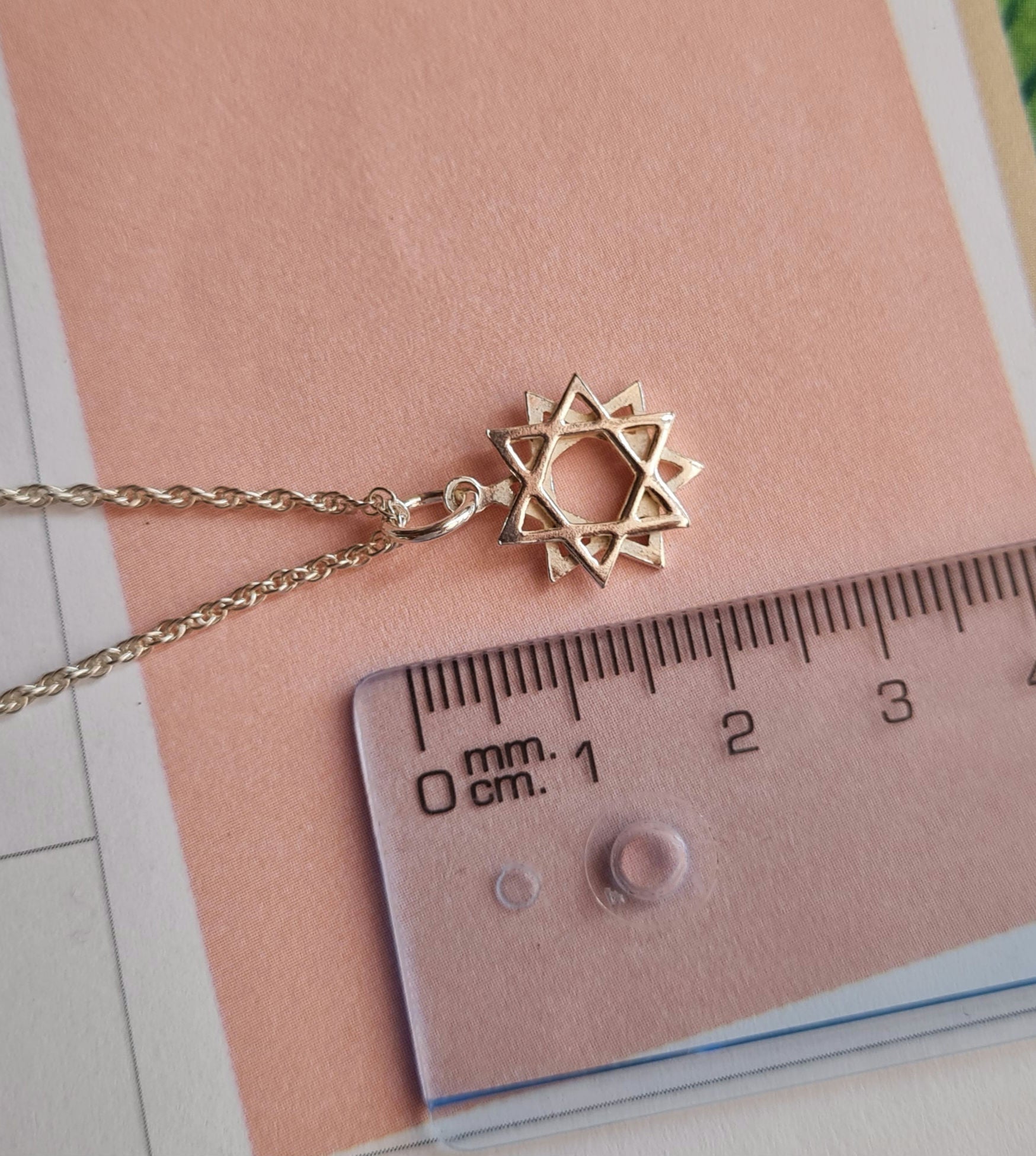 Dije Estrella 12 Puntas - P950 Micrada 18k