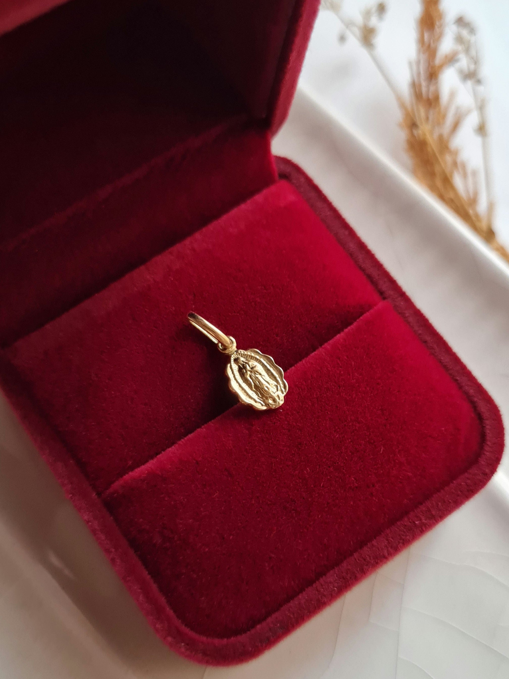 Dije Virgen Guadalupe Charm - Oro 18k