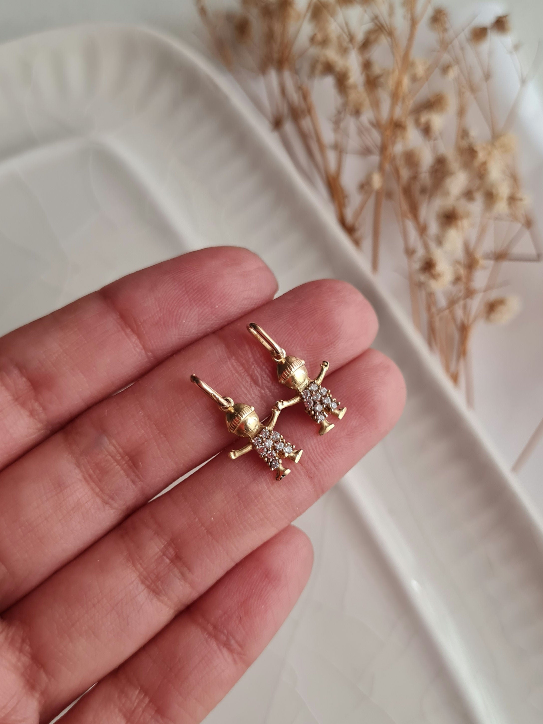 Dije Niño Sparkle Italiano - Oro 18k