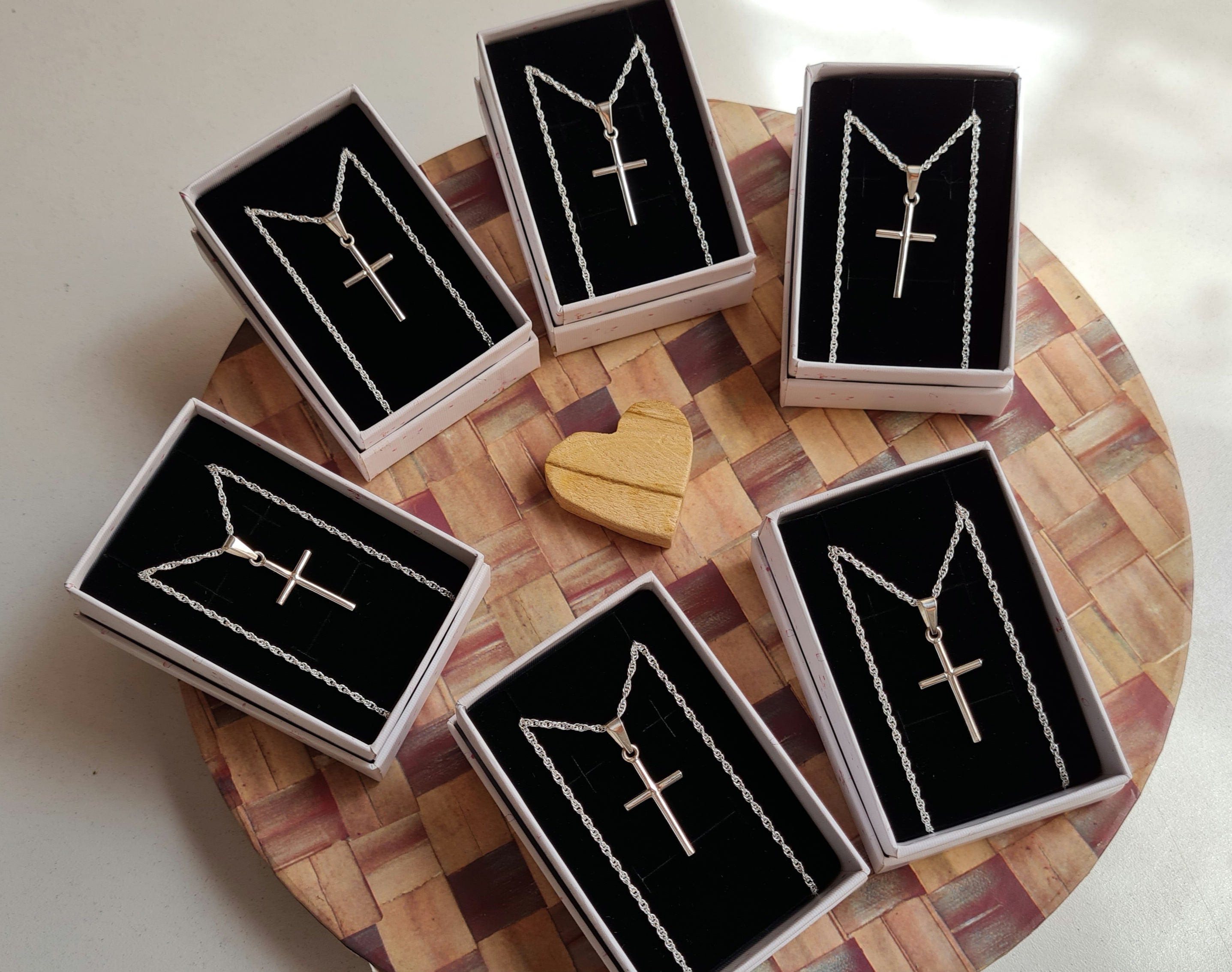 Cadena Cruz Minimalista - Plata 925/950