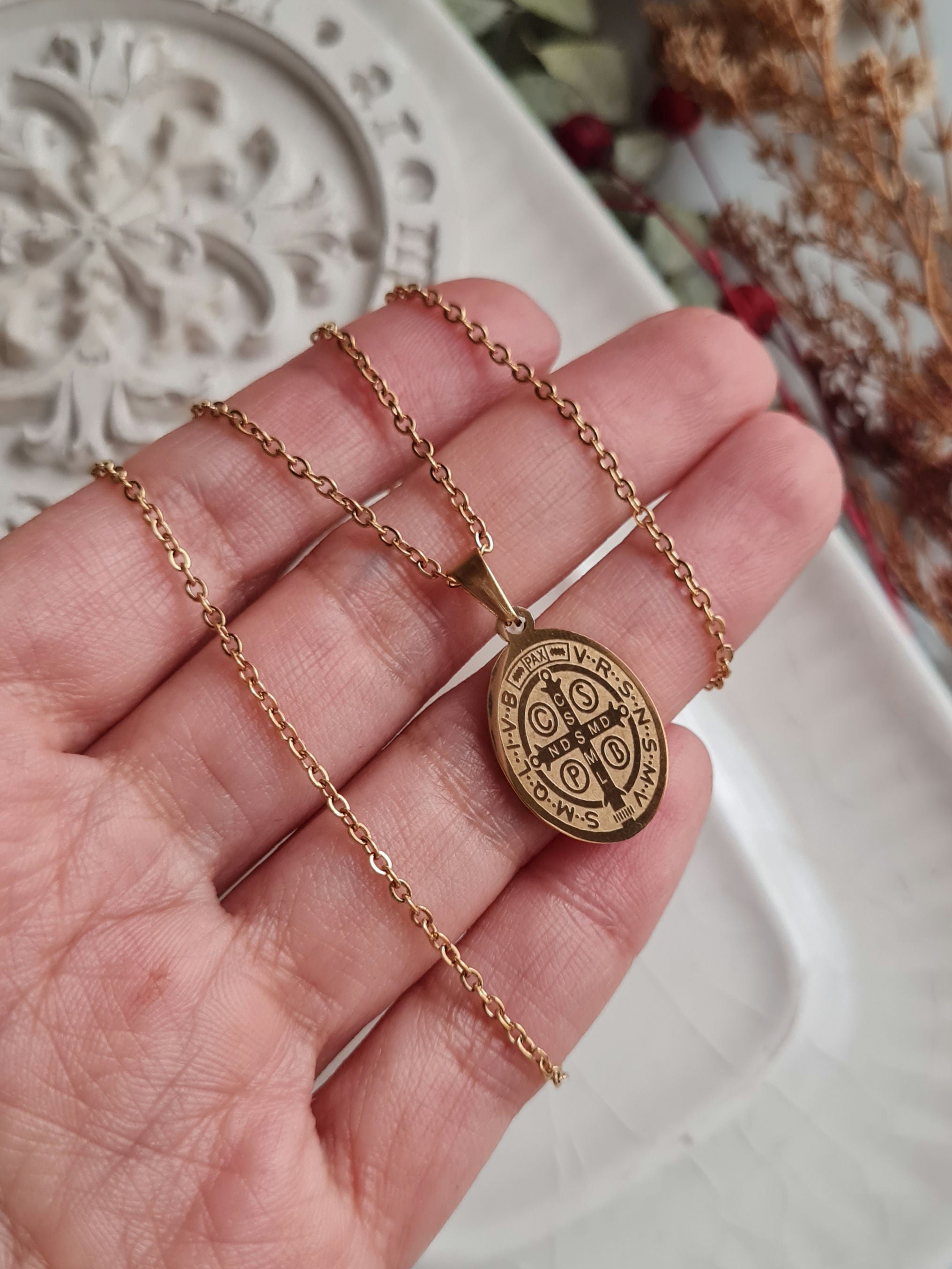 Cadena San Benito Oval - Golden