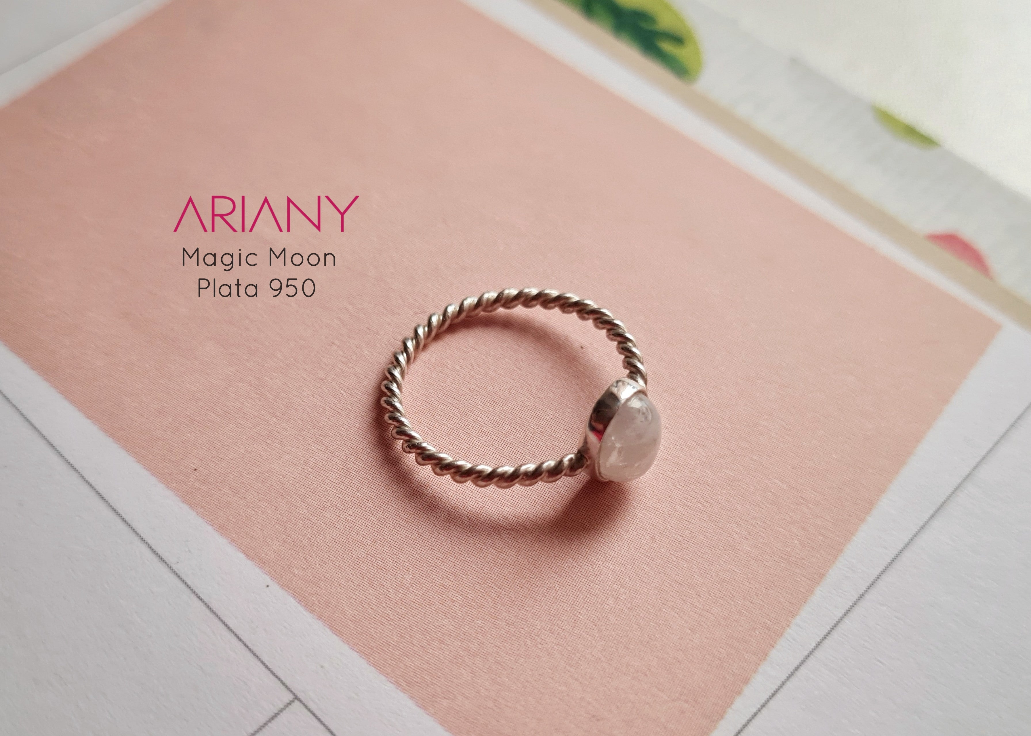 Anillo Piedra Luna - Plata 950