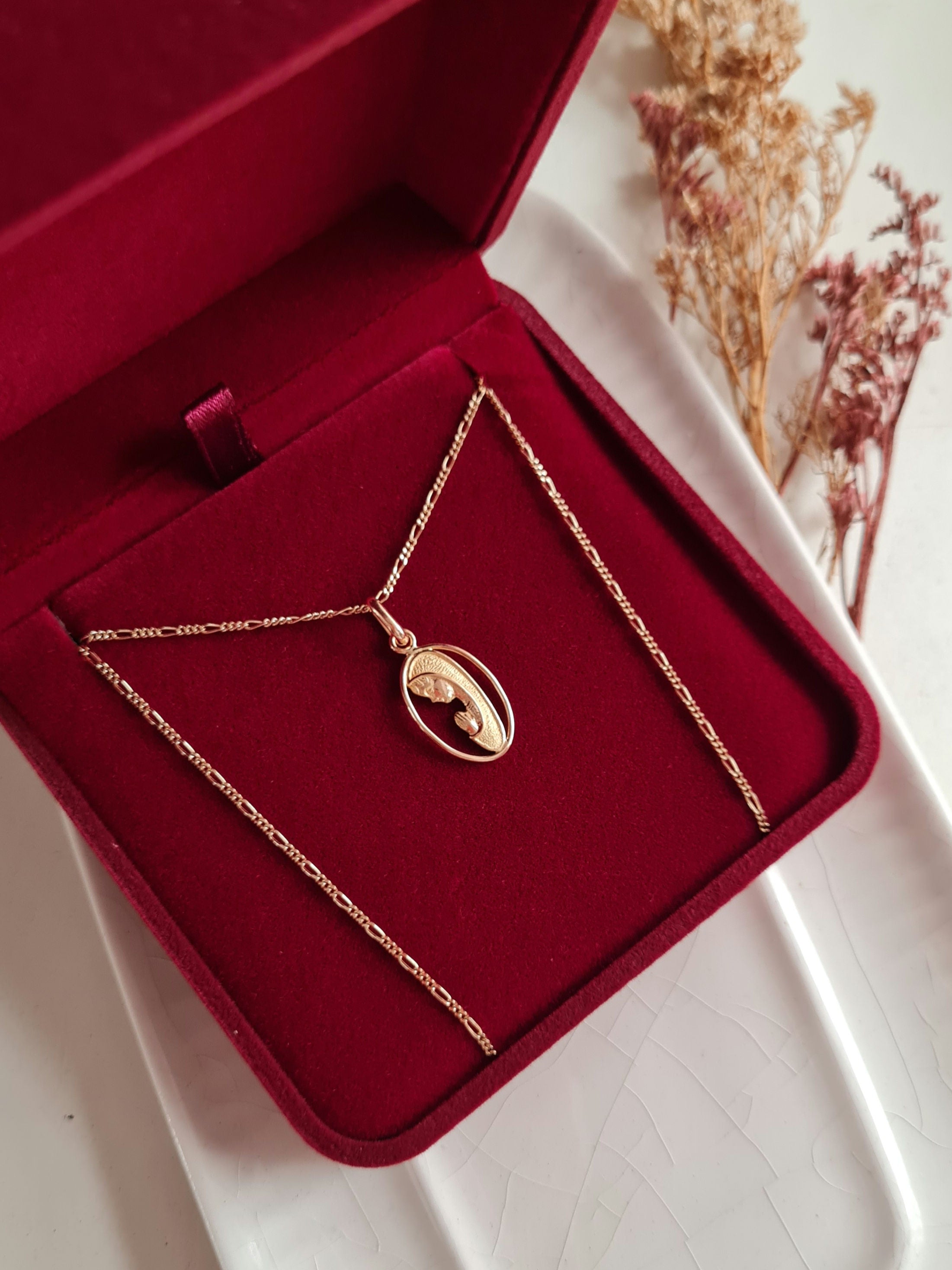 Dije Virgen Madonna - Oro 18k