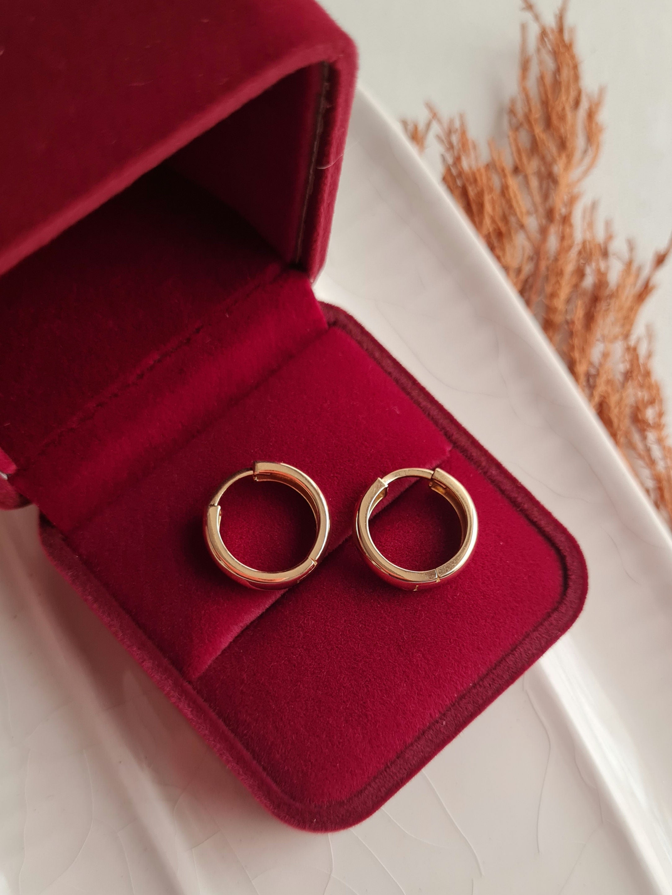 Argollas Encajonadas - Oro 18k
