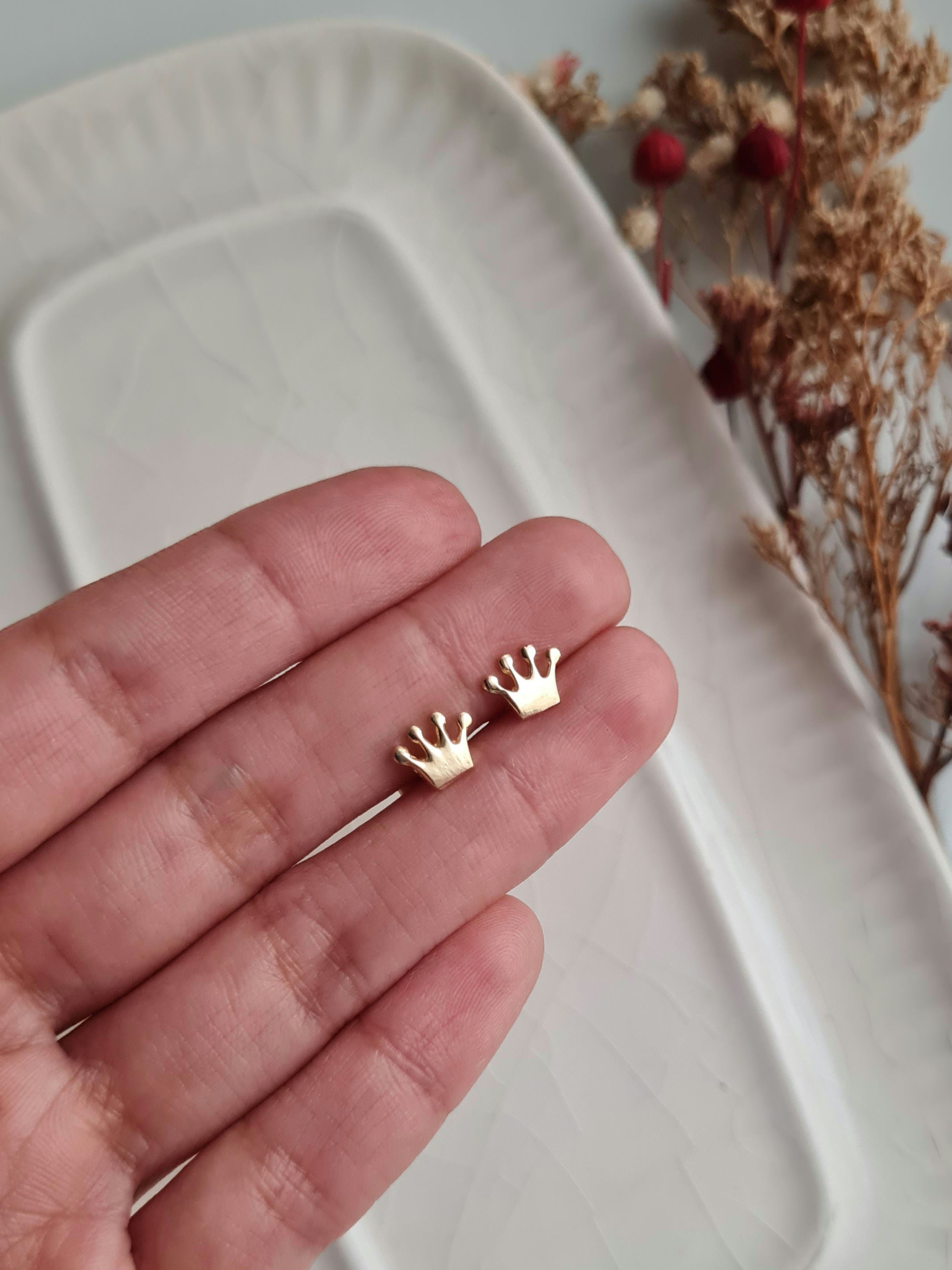 Aretes Corona - P950 Gold