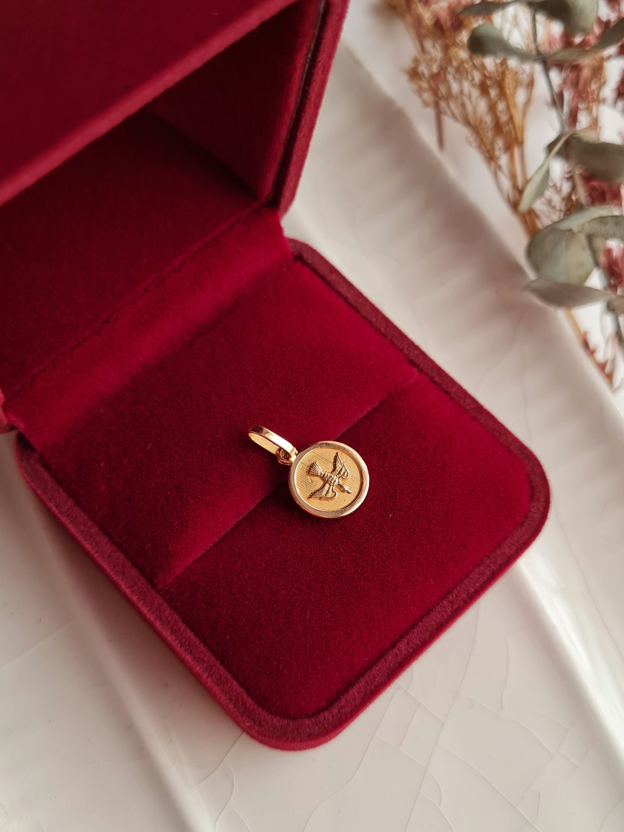 Dije Espiritu Santo Redondo - Oro 18k