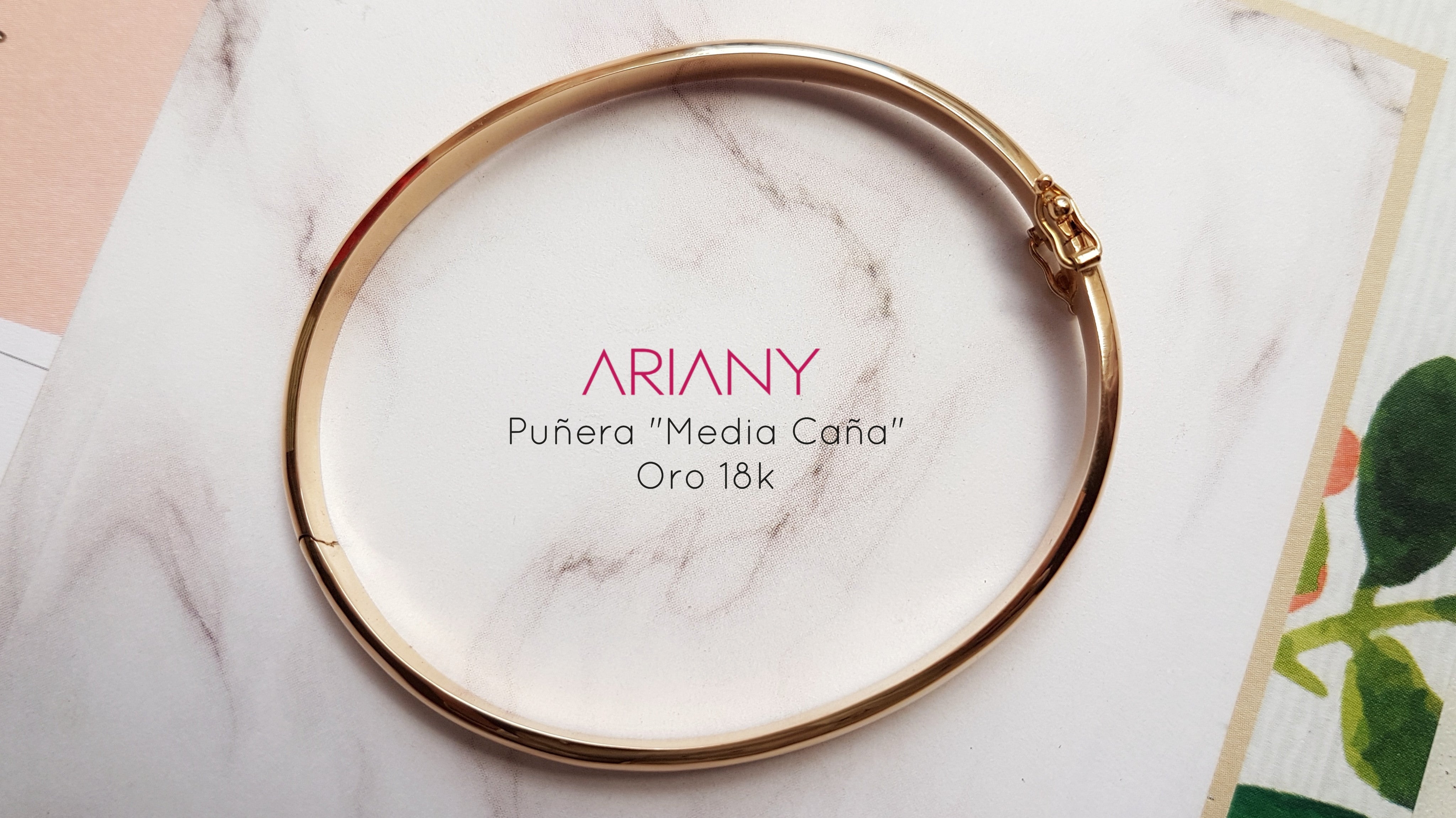 Puñera Oval Media Caña - Oro 18k