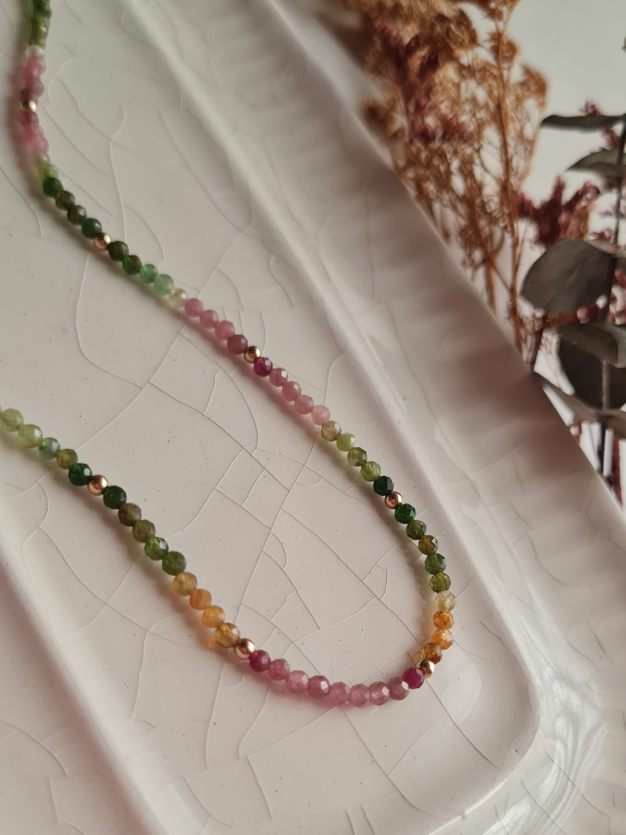 Gargantilla Energy - Turmalinas: Amor, Merecimiento & 7 Chakras - Oro 18k