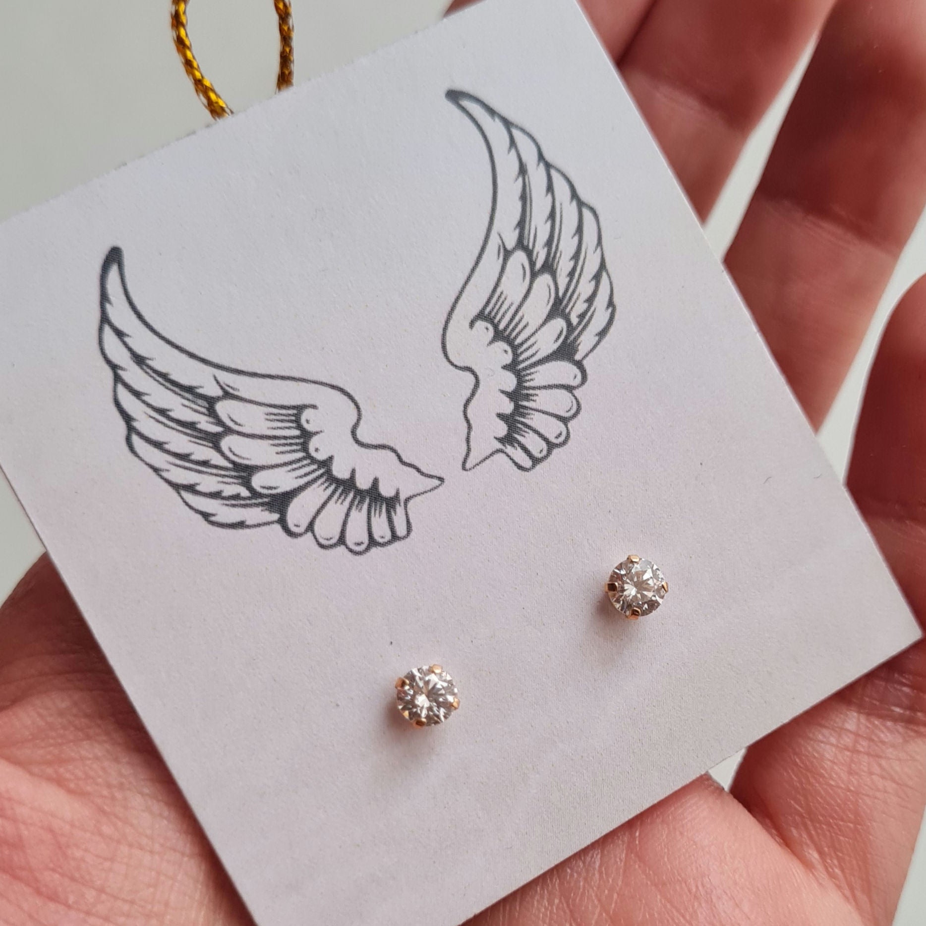 Aretes Abridor Punto de Luz Swarovski - Oro 18k