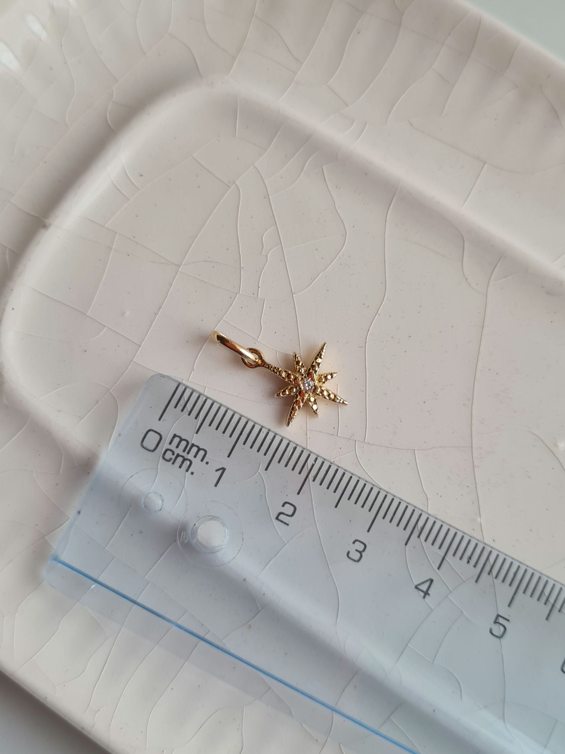 Dije Estrella del Norte Classic - Oro 18k
