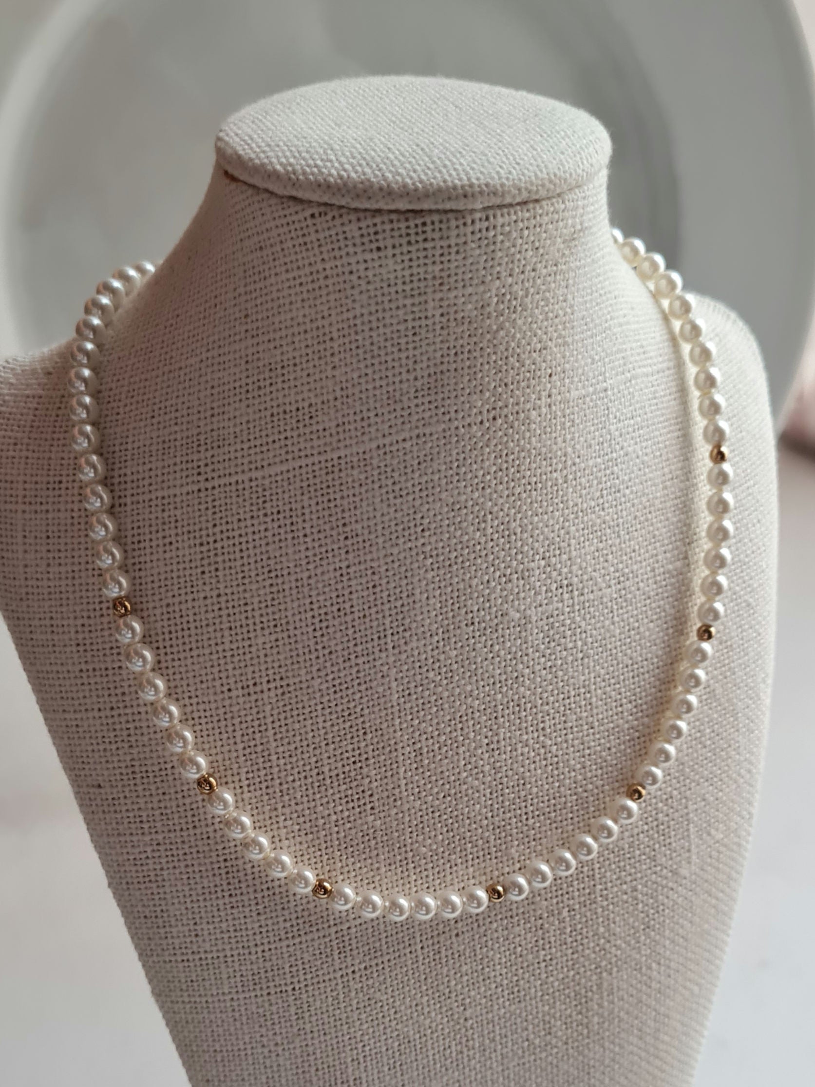 Gargantilla Perlas Checas - Golden
