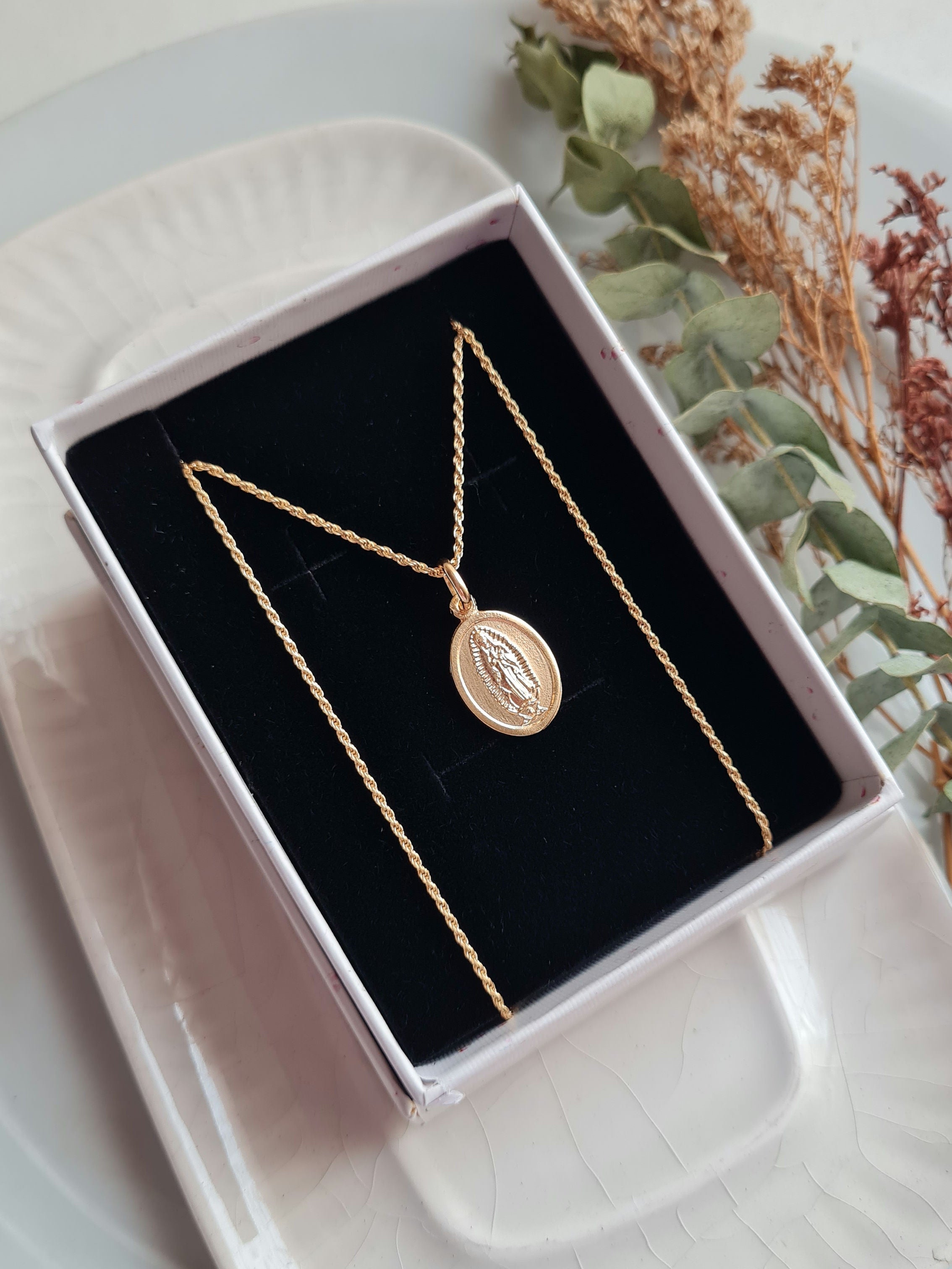Cadena Virgen de Guadalupe - P925 Micrada Oro 18k