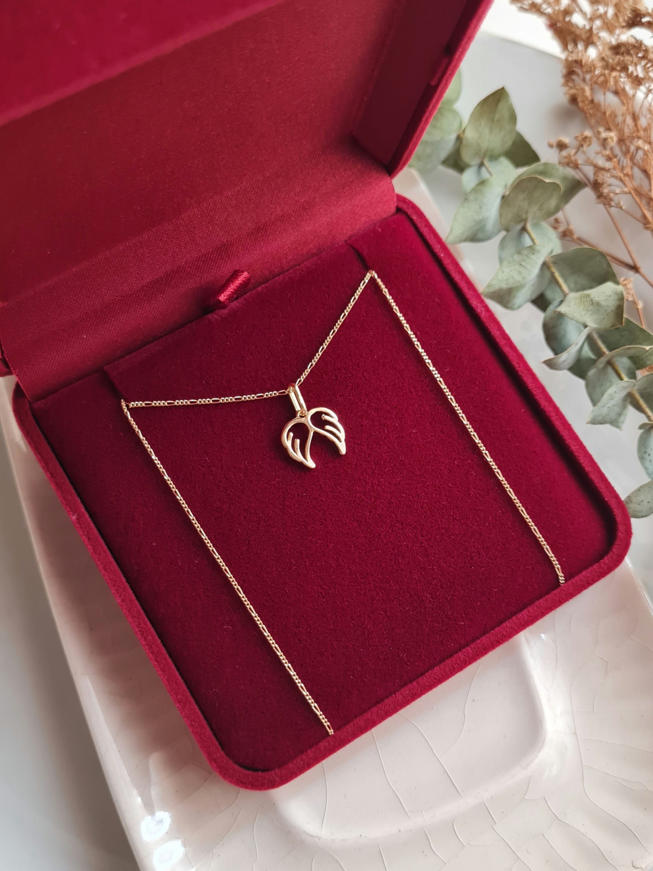 Dije Alas Charm - Oro 18k