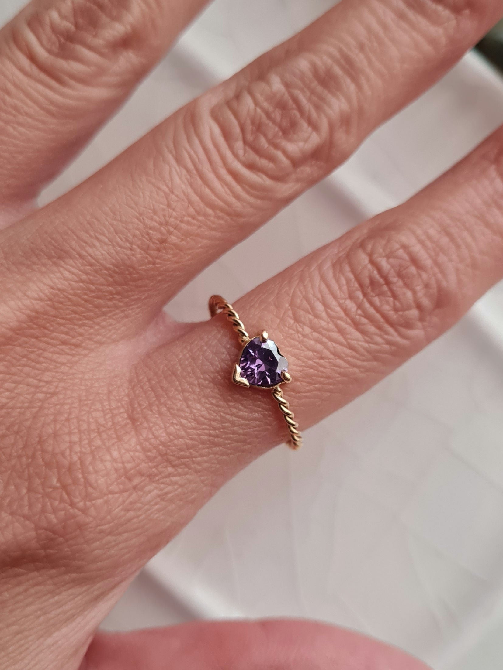 Anillo Corazon Amatista - Oro 18k