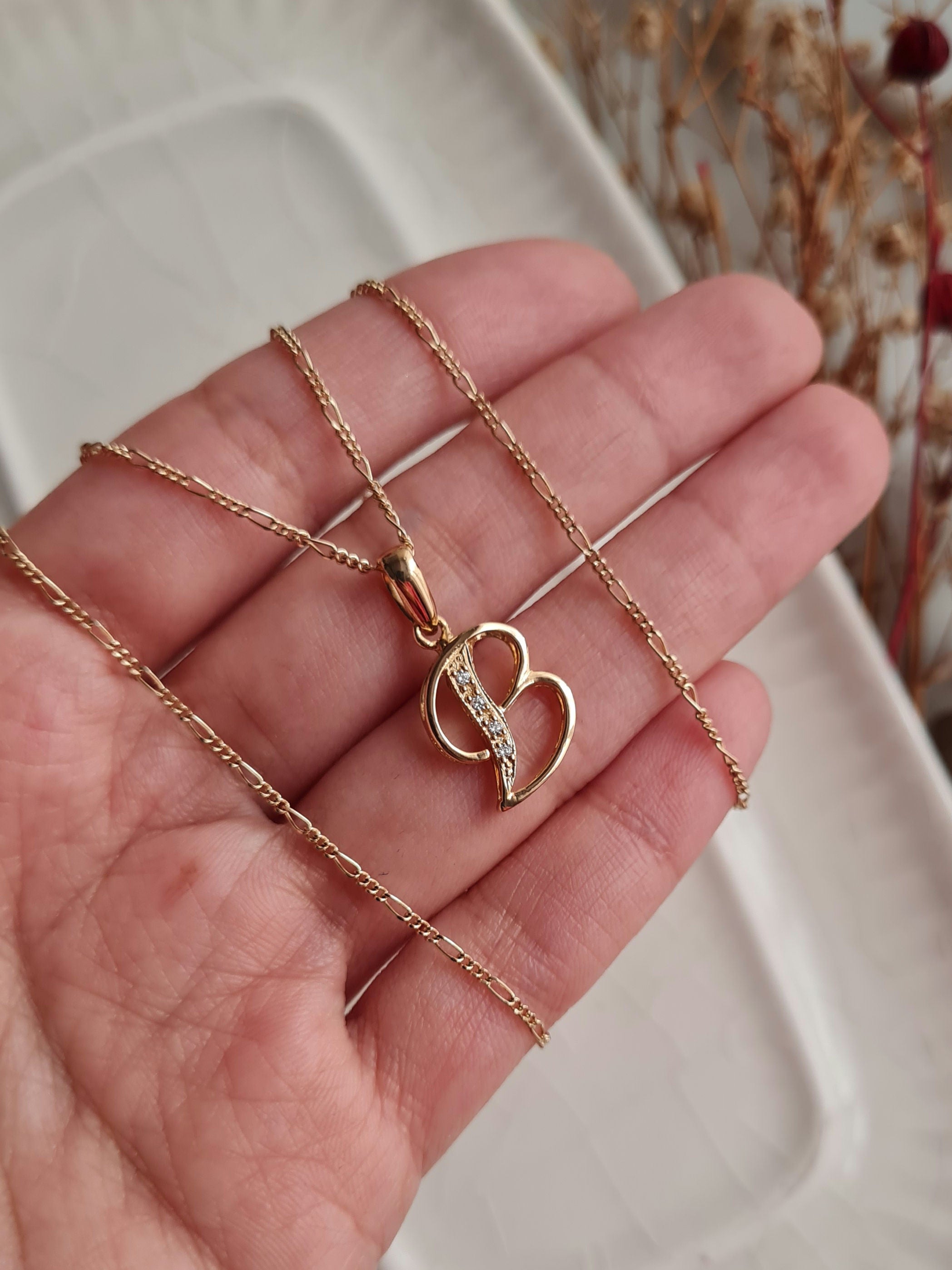 Dije Inicial Swarovski - Oro 18k