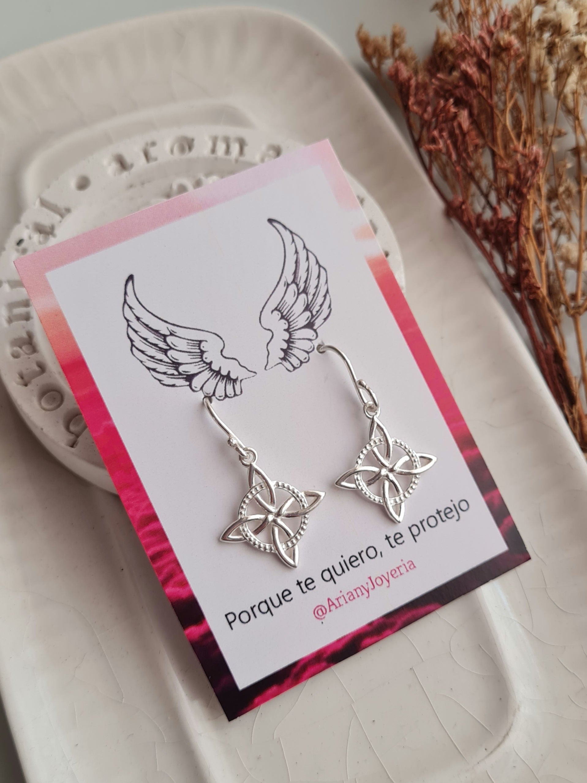 Aretes Nudo de Bruja - P950