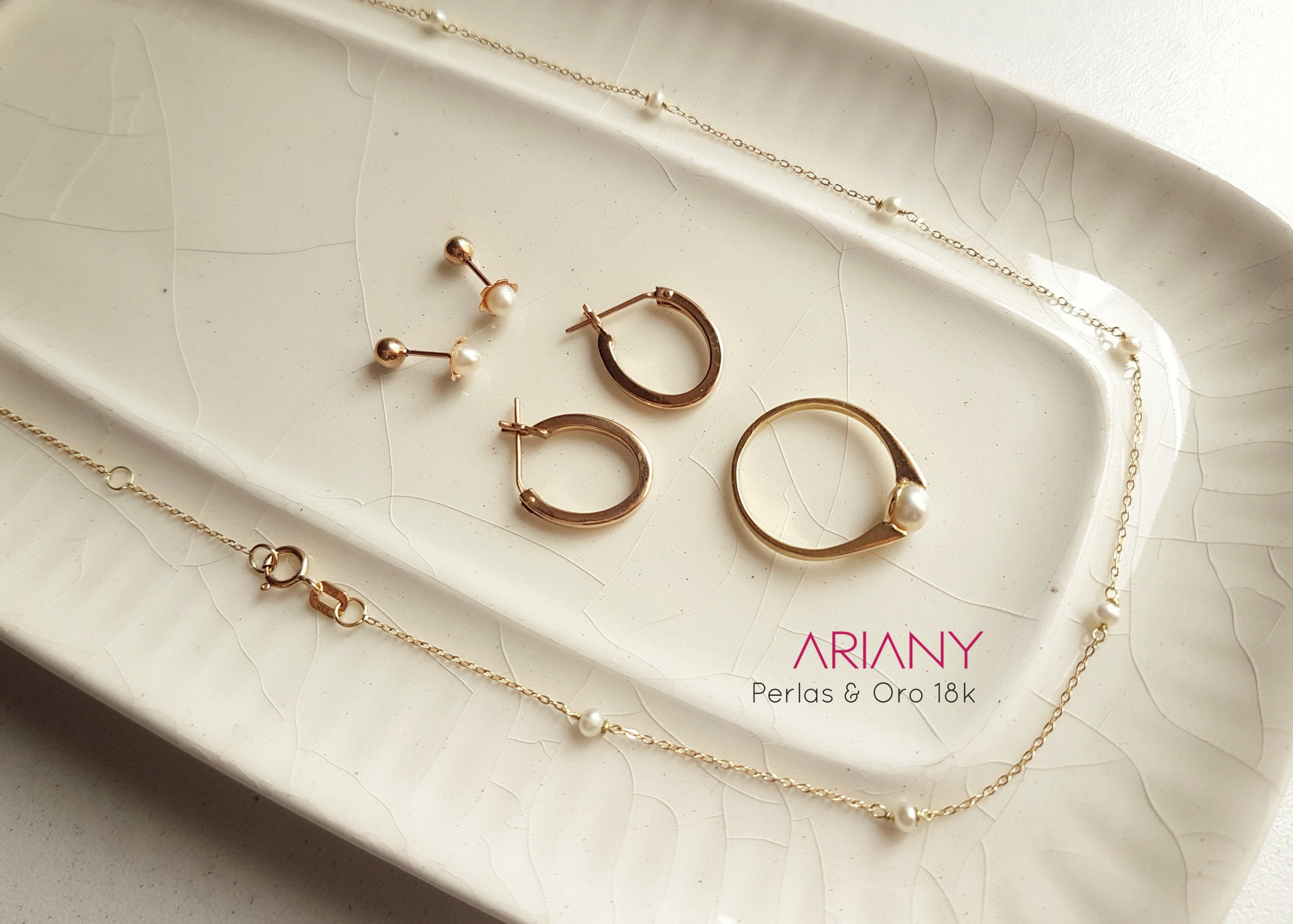 Cadena Satelite Perlas - Oro 18k