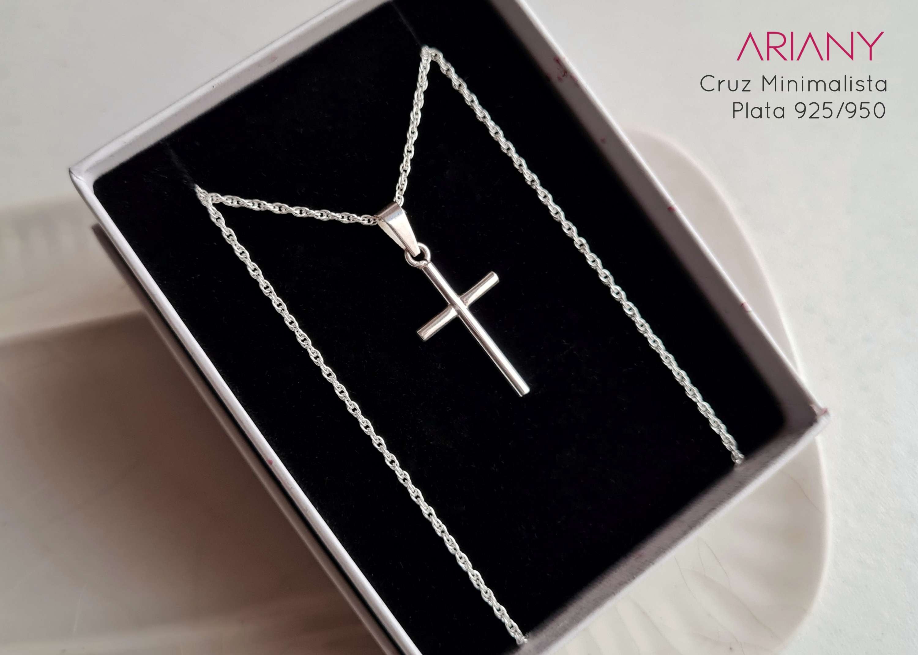 Cadena Cruz Minimalista - Plata 925/950