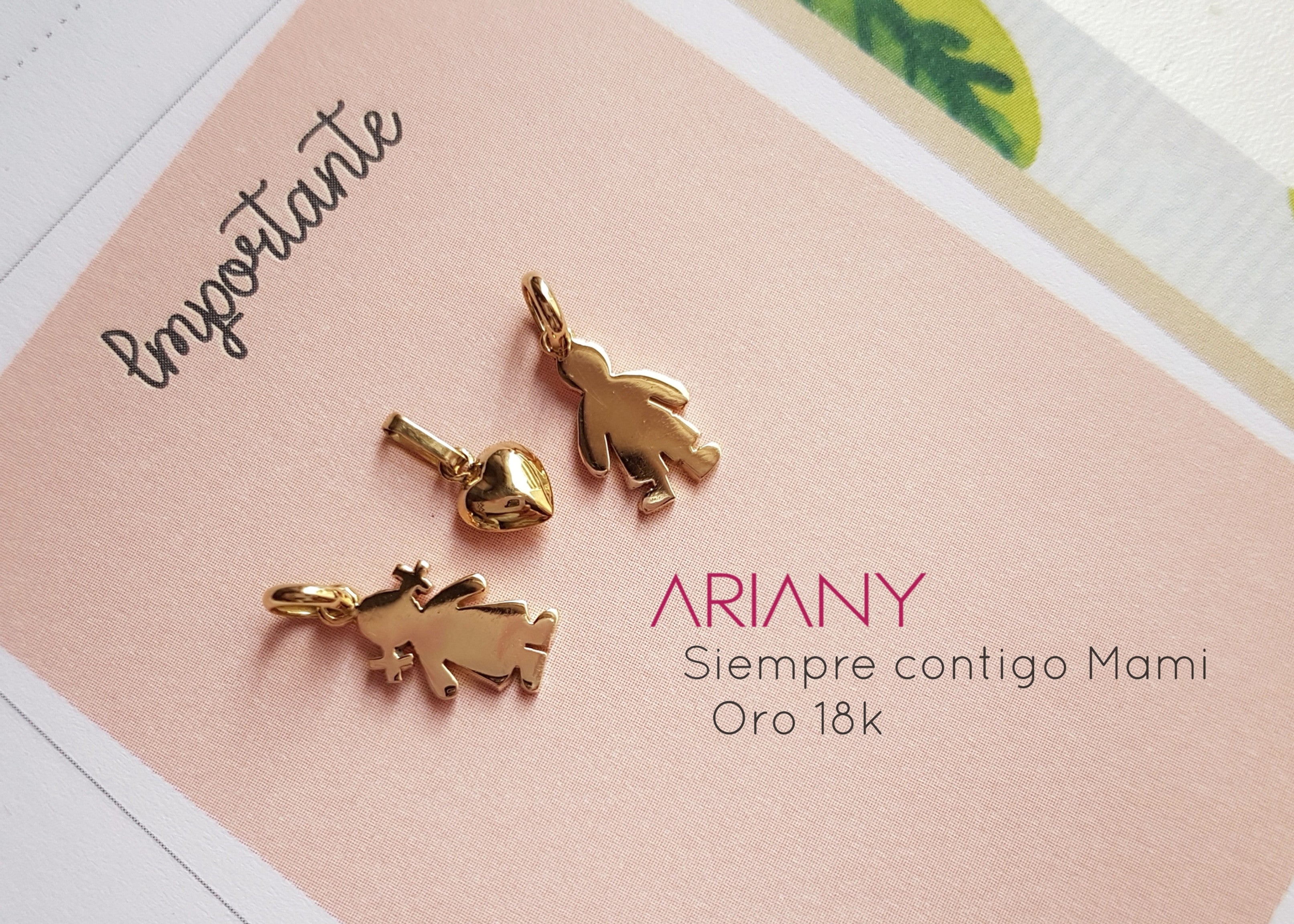 Dije Niño Minimalista - Oro 18k