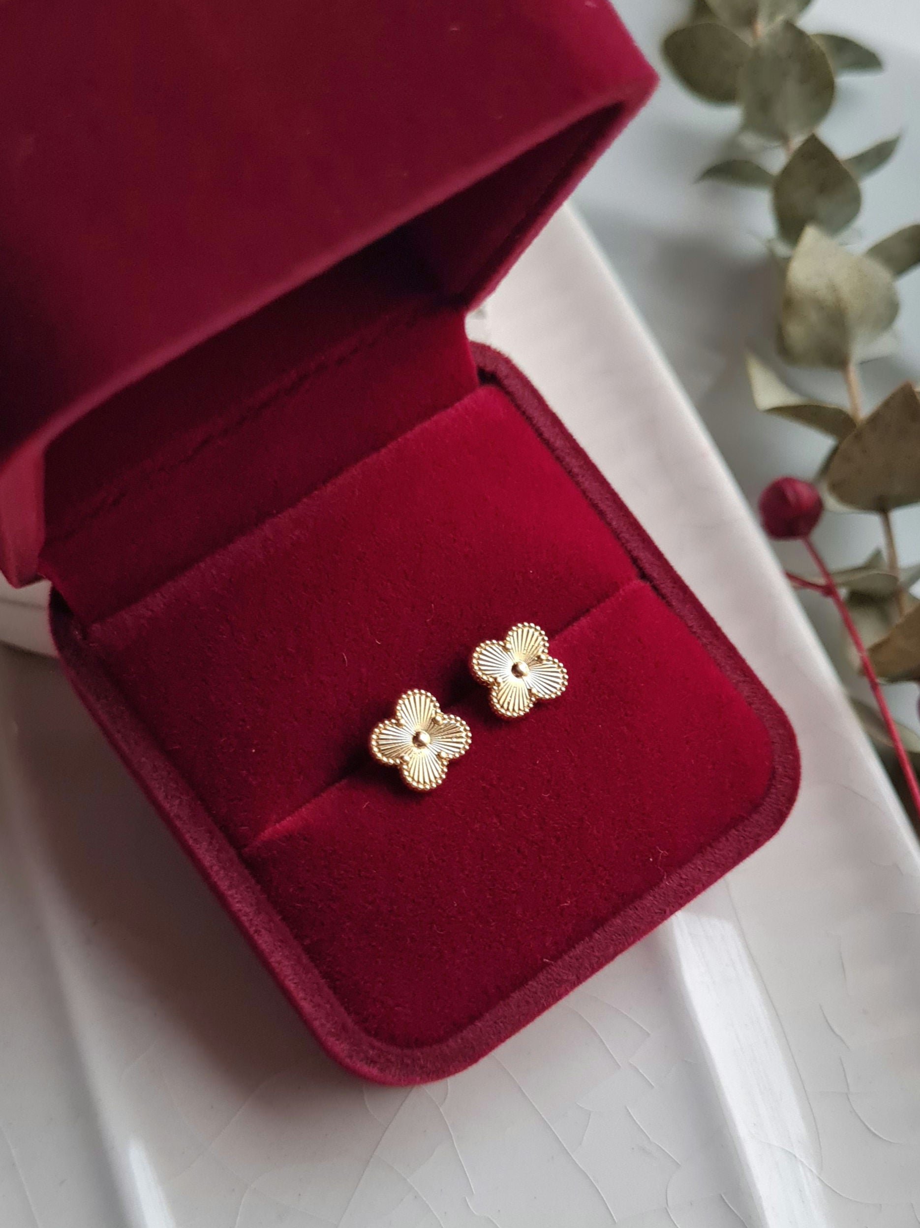 Aretes Flor Fluted - Oro 18k