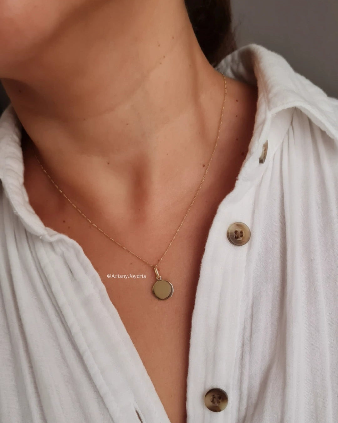 Dije Personalizable Redondo - Oro 18k