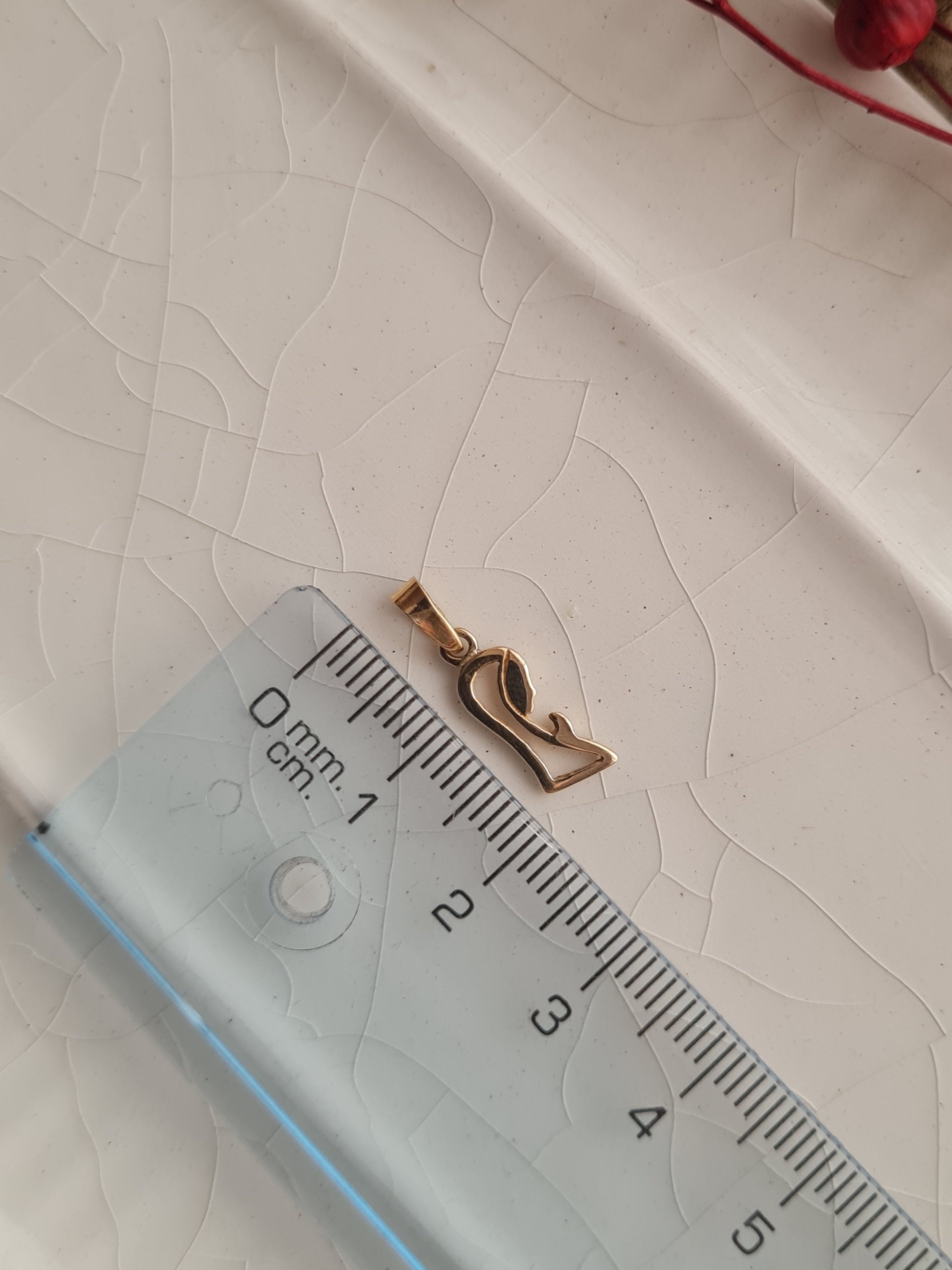 Dije Virgen Madonna Classic  - Oro 18k