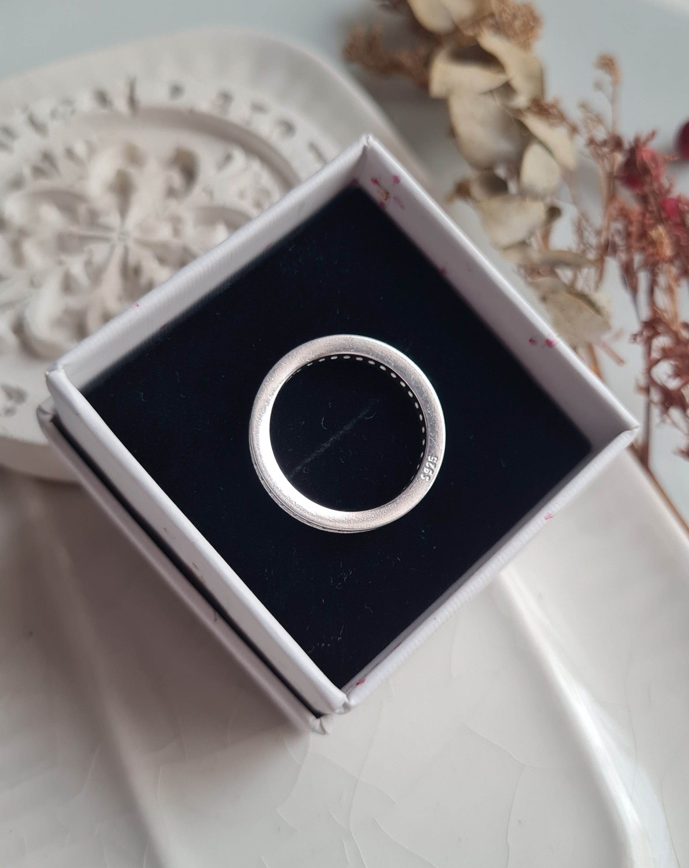 Anillo Riviere con Riel - Italiano - P25