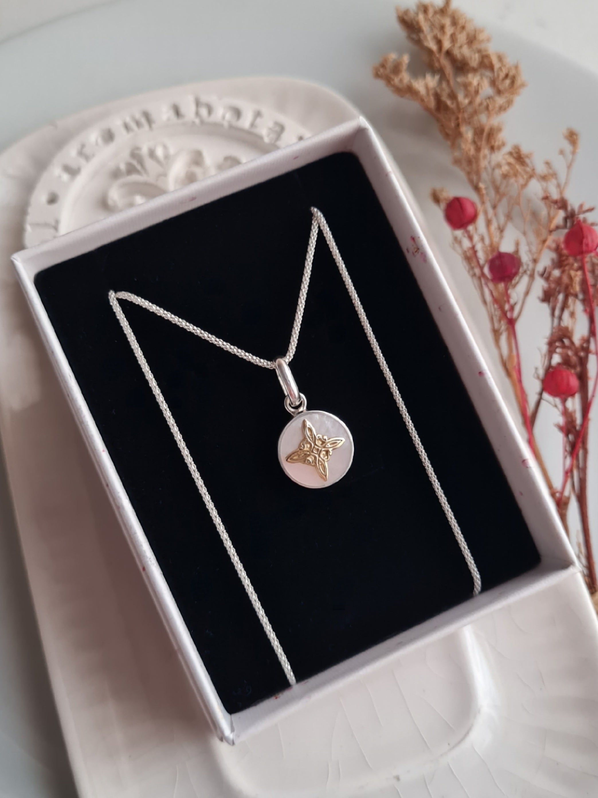 Cadena Nudo de Bruja Nacar - P925/950 & 18k