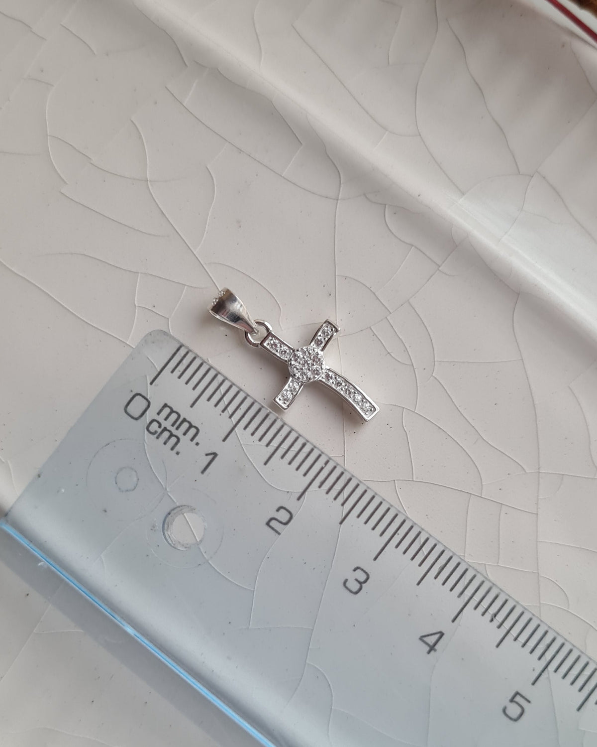 Cadena Cruz Sparkle Italiana - P925