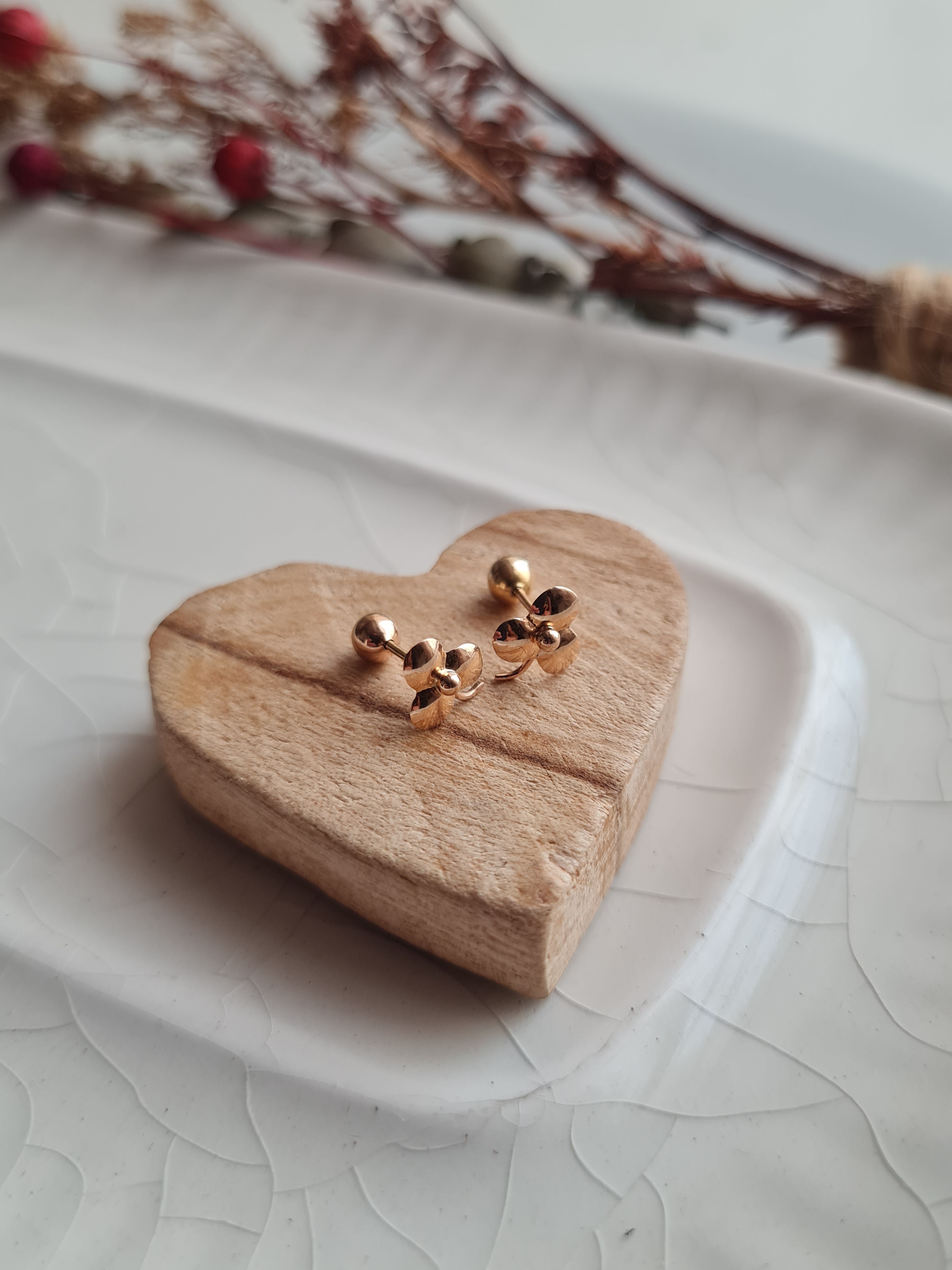 Aretes Trebol de la Suerte (Enrroscable) - Oro 18K