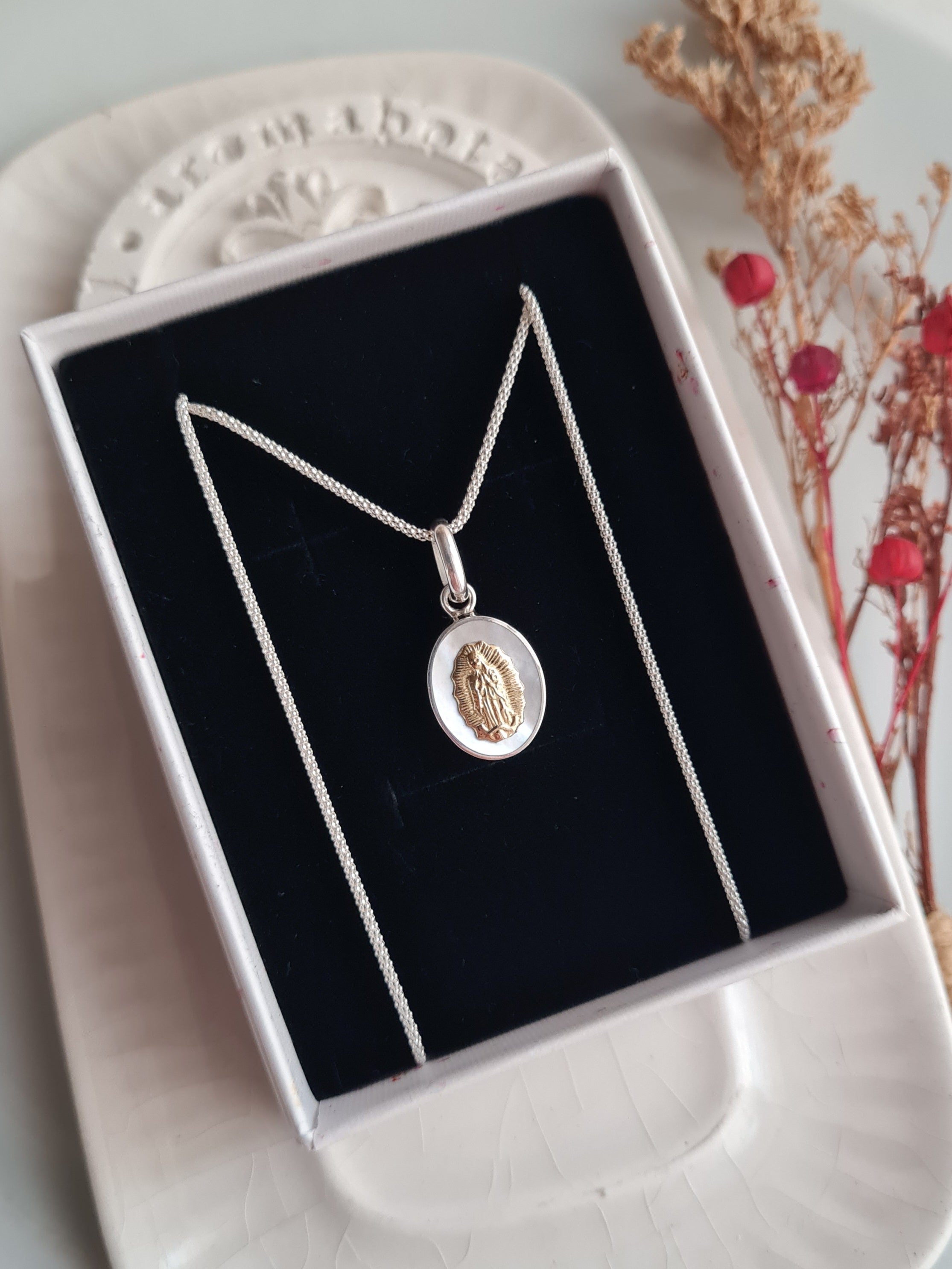 Cadena Virgen de Guadalupe Nacar - P925/950 & 18k