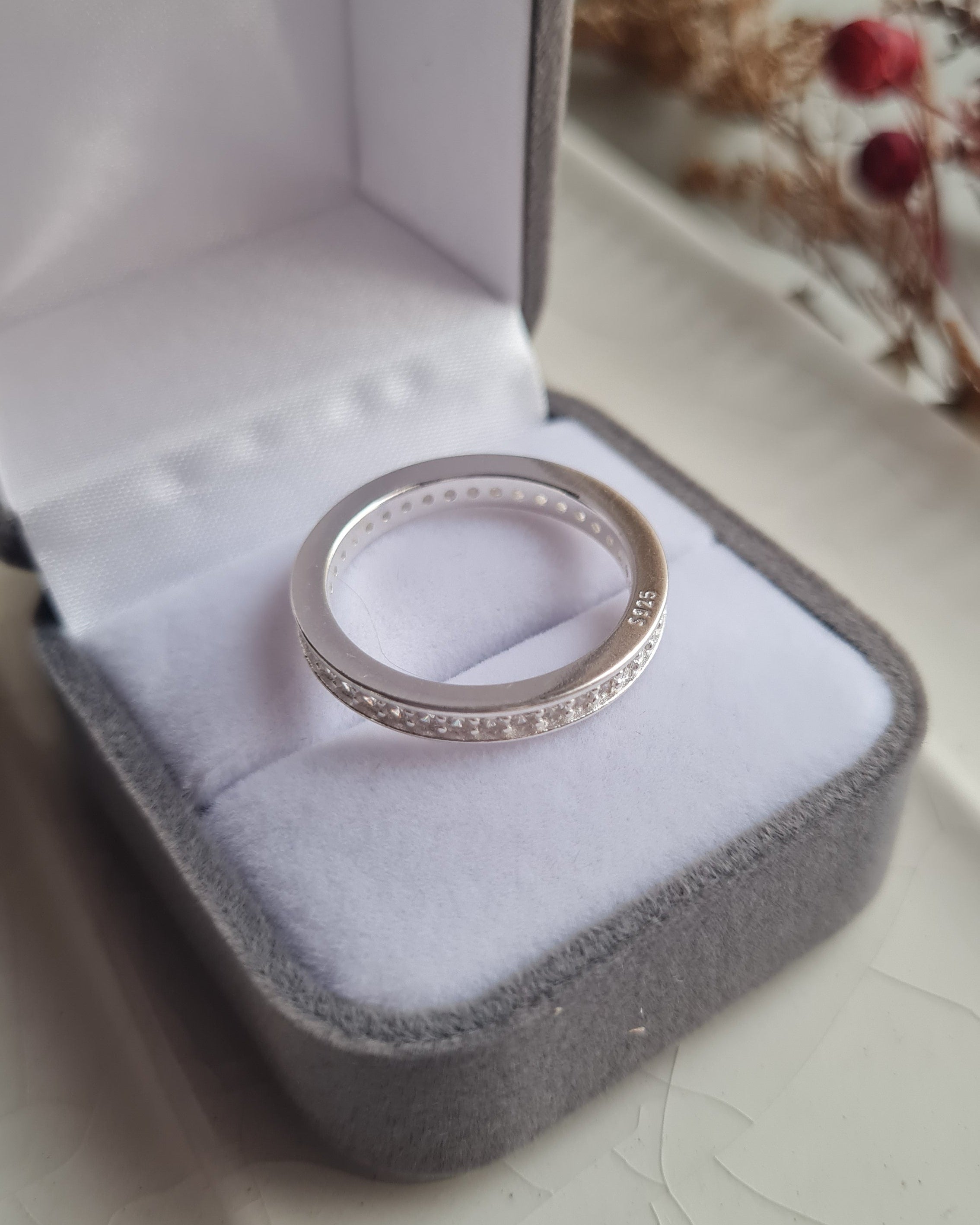 Anillo Riviere con Riel - Italiano - P25