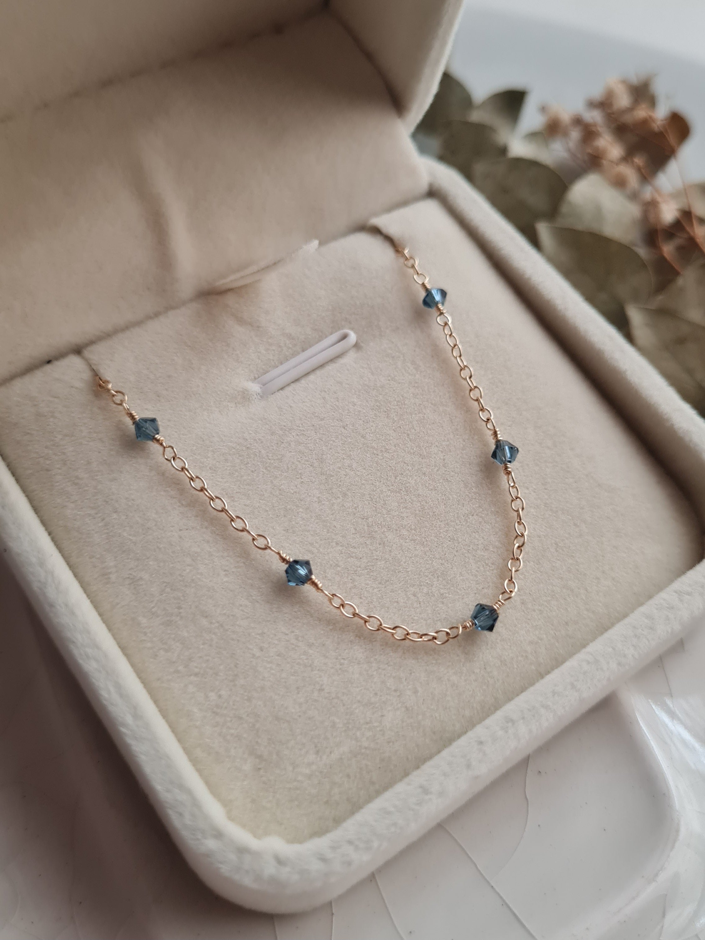 Pulsera Satélite "Something Blue" Amuleto para Novias - Swarovski & GF 14k