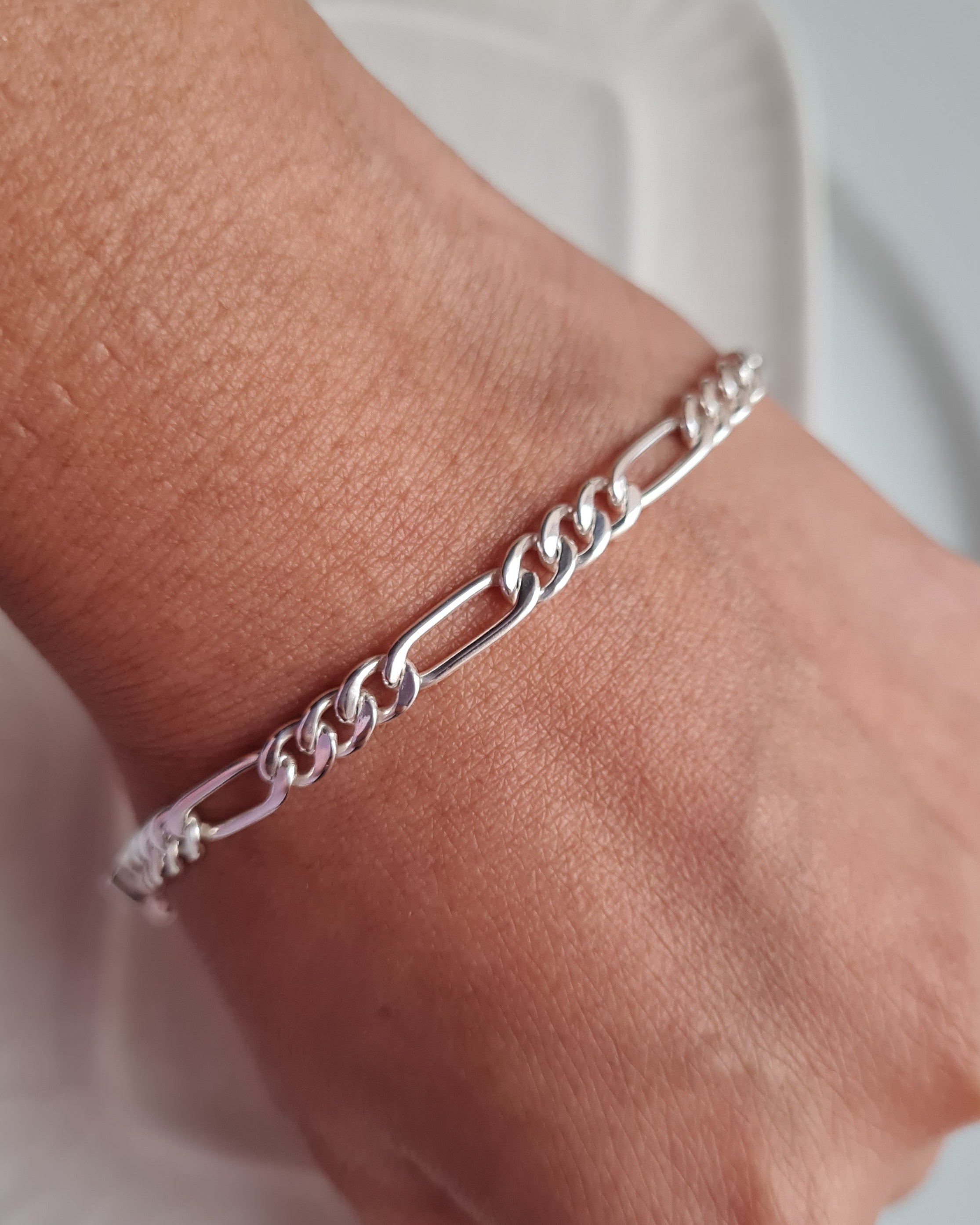 Pulsera Cartier 4mm - P950