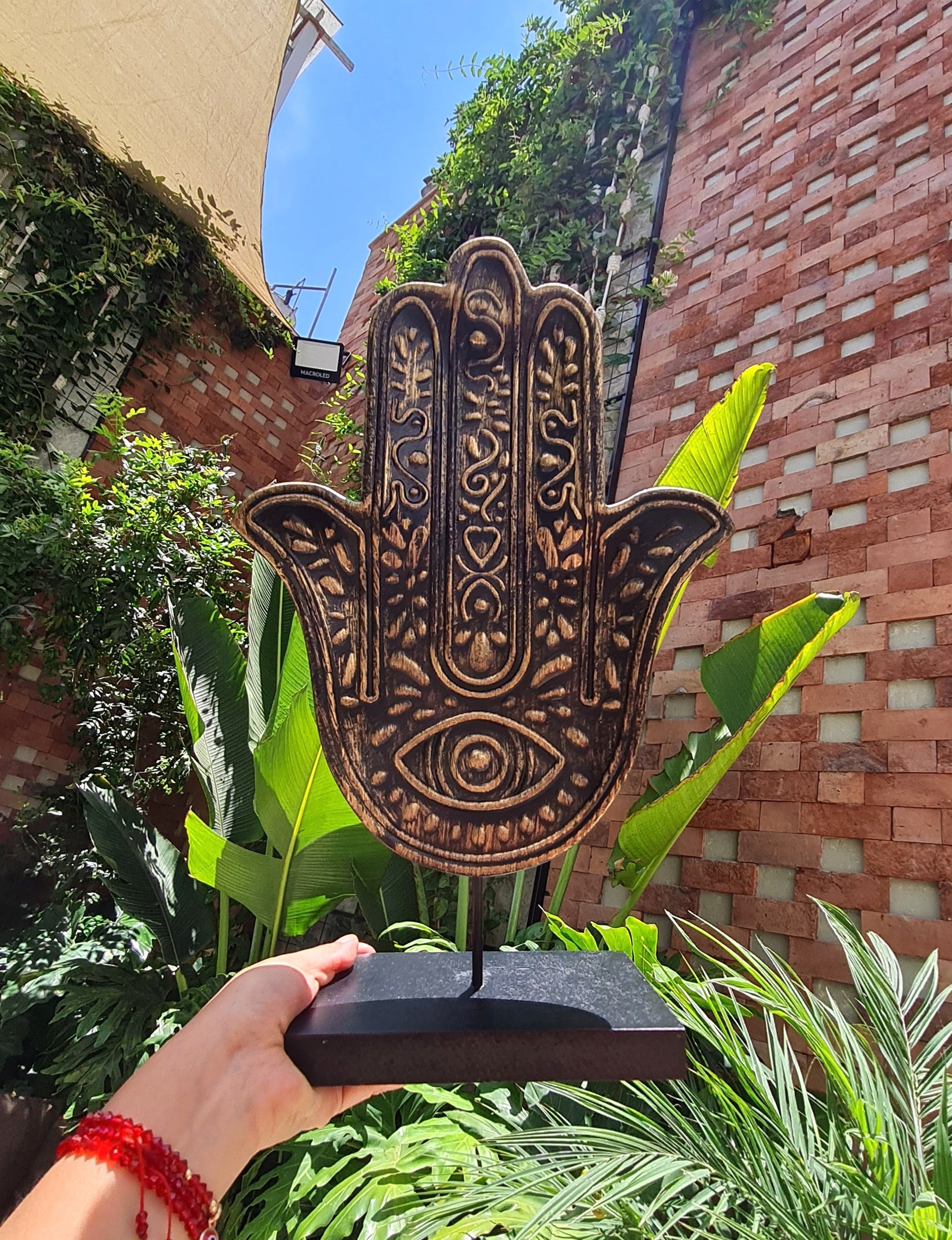 Mano Protectora Madera