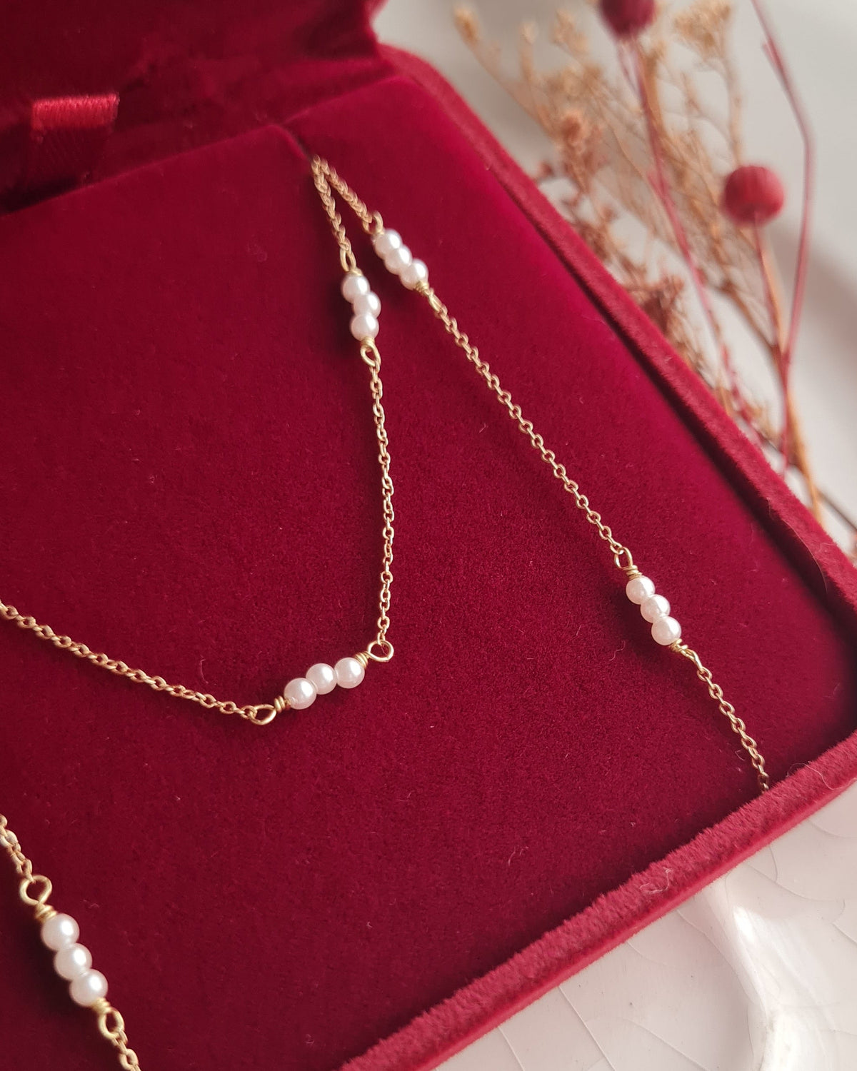 Cadena Satelite Perlas Trinity - Oro 18k