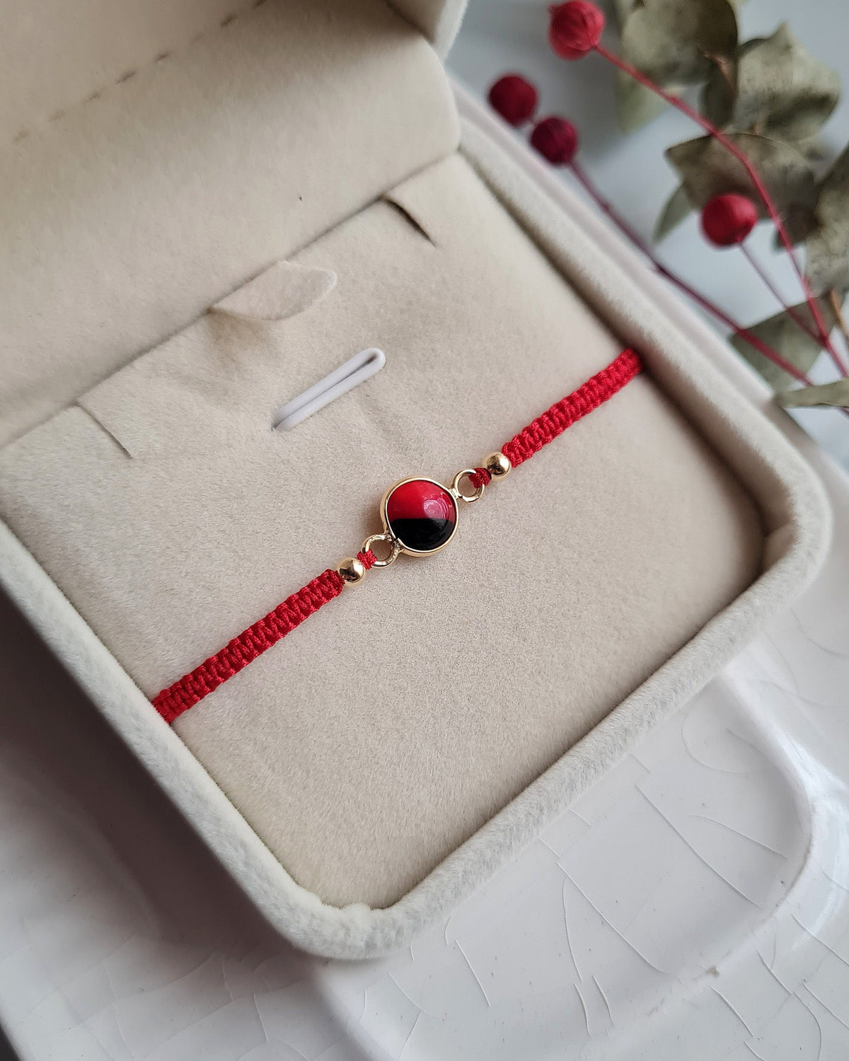 Pulsera Huayruro Tejida - Oro 18k